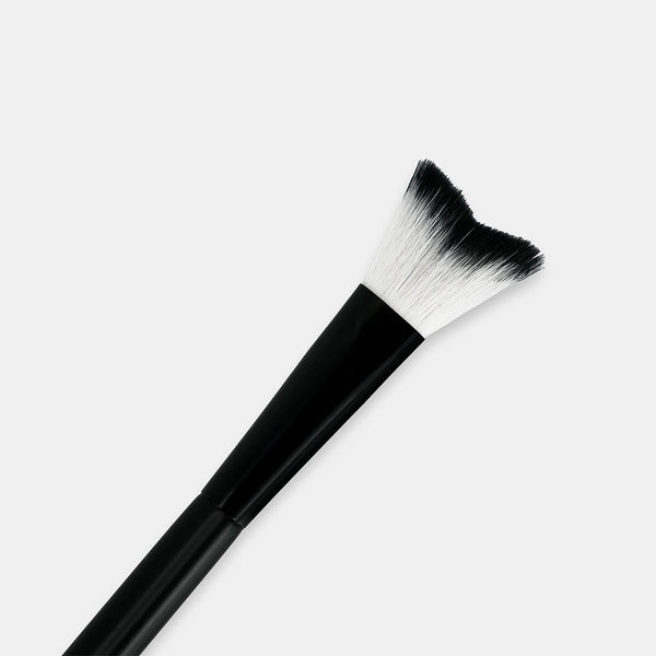 Premium Curved Lash Cleanser Brush