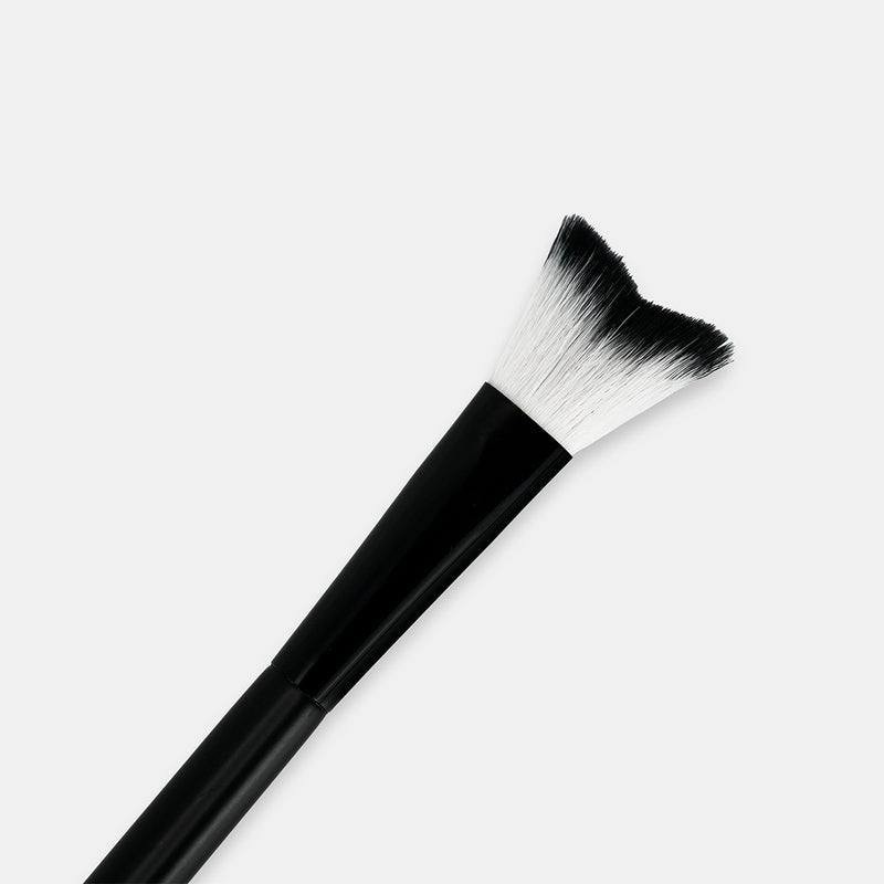 Premium Curved Lash Cleanser Brush